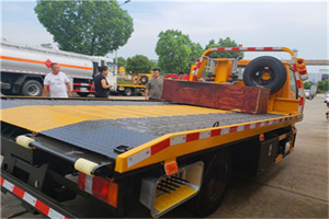 中江附近拖车电话号码服务